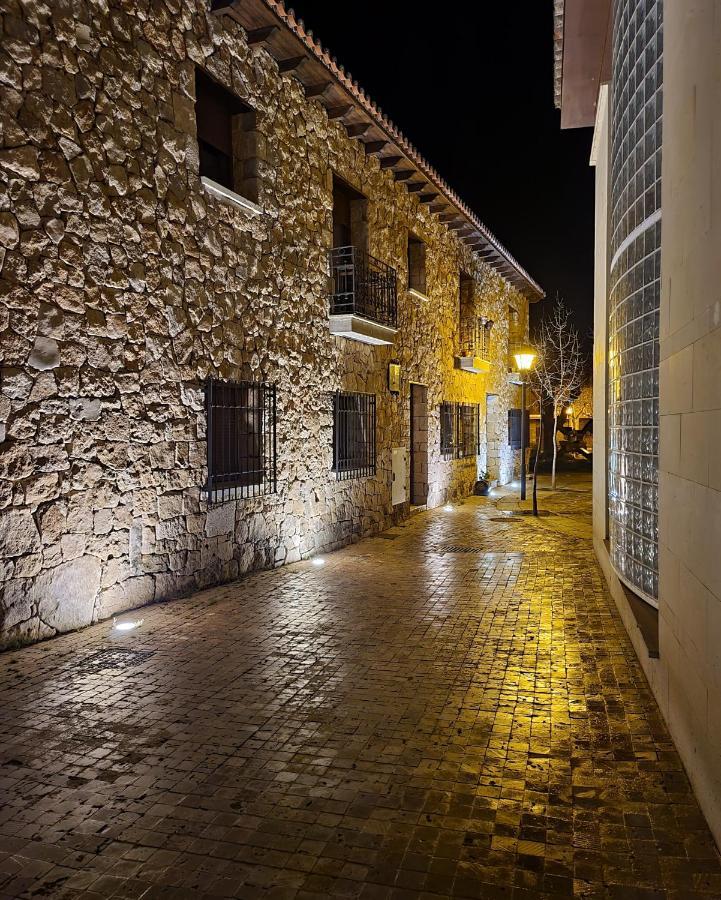 Hotel Rural Luna Llena Torremocha de Jarama Exterior photo